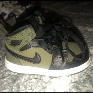 Jordan 1 size 5C